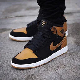 SNEAKER LOОК