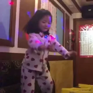 Dance 1 👉 @ok_sticker_bot — 7