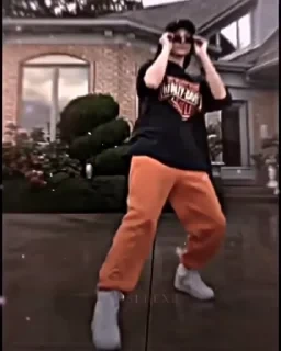 Dance 5 👉 @ok_sticker_bot — 53
