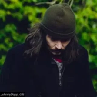 Johnny Depp — 33