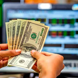 🏦 FinTech Navigator - правильный маршрут в мире инвестиций и финансовых технологий